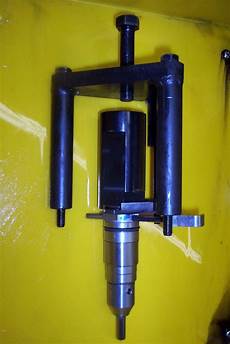 Caterpillar Fuel Injector