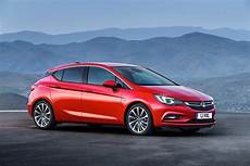Opel Astra J