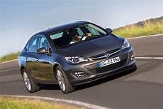 Opel Astra J