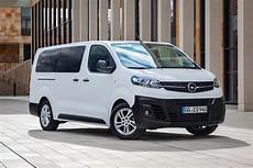 Opel Vivaro Combi